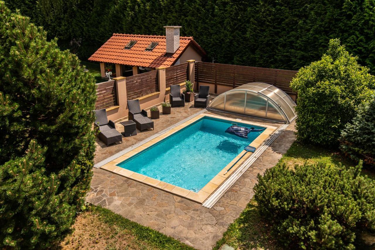 Villa With Pool & Sauna In Beer Village فيلكه بوبوفيتشي المظهر الخارجي الصورة