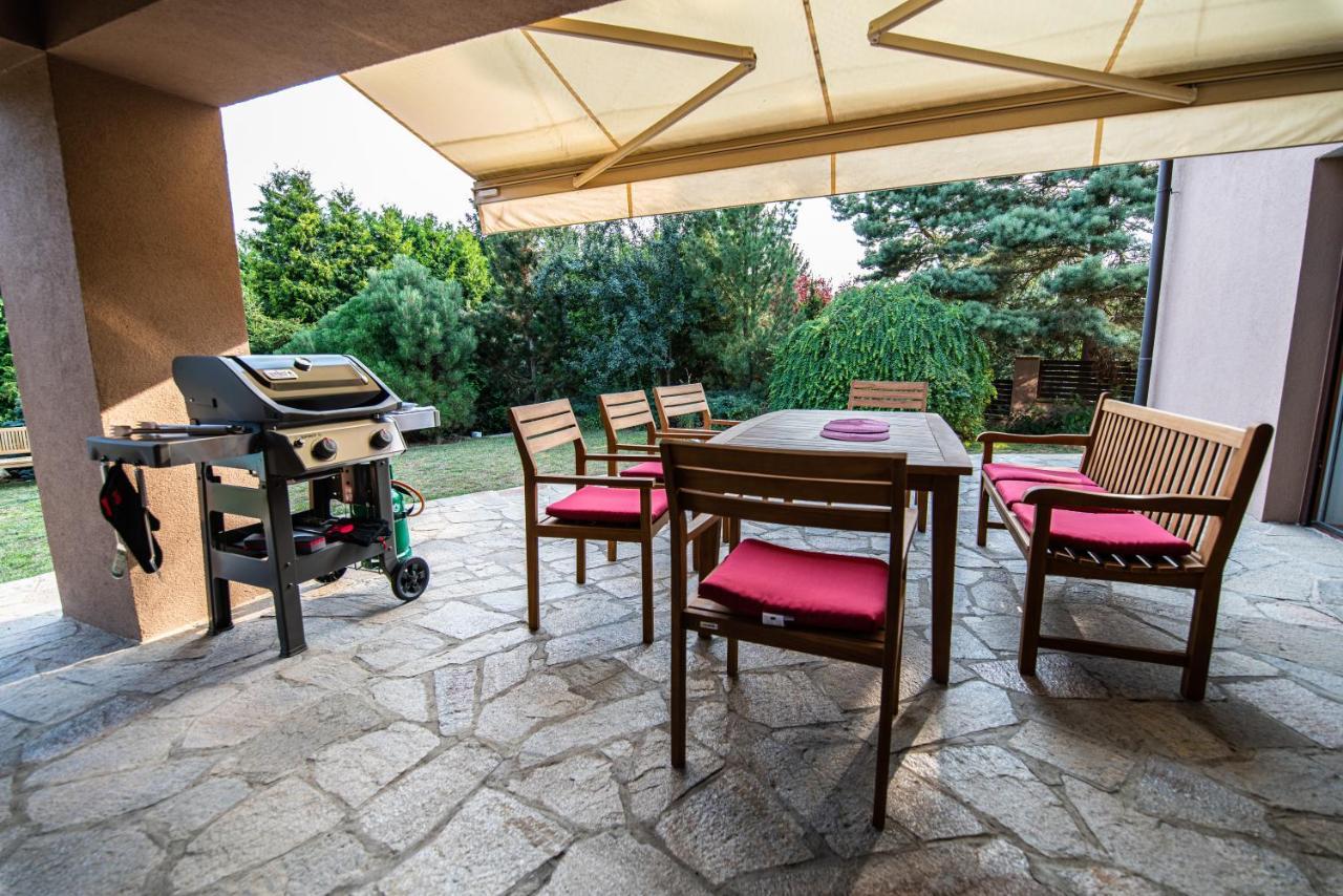 Villa With Pool & Sauna In Beer Village فيلكه بوبوفيتشي المظهر الخارجي الصورة