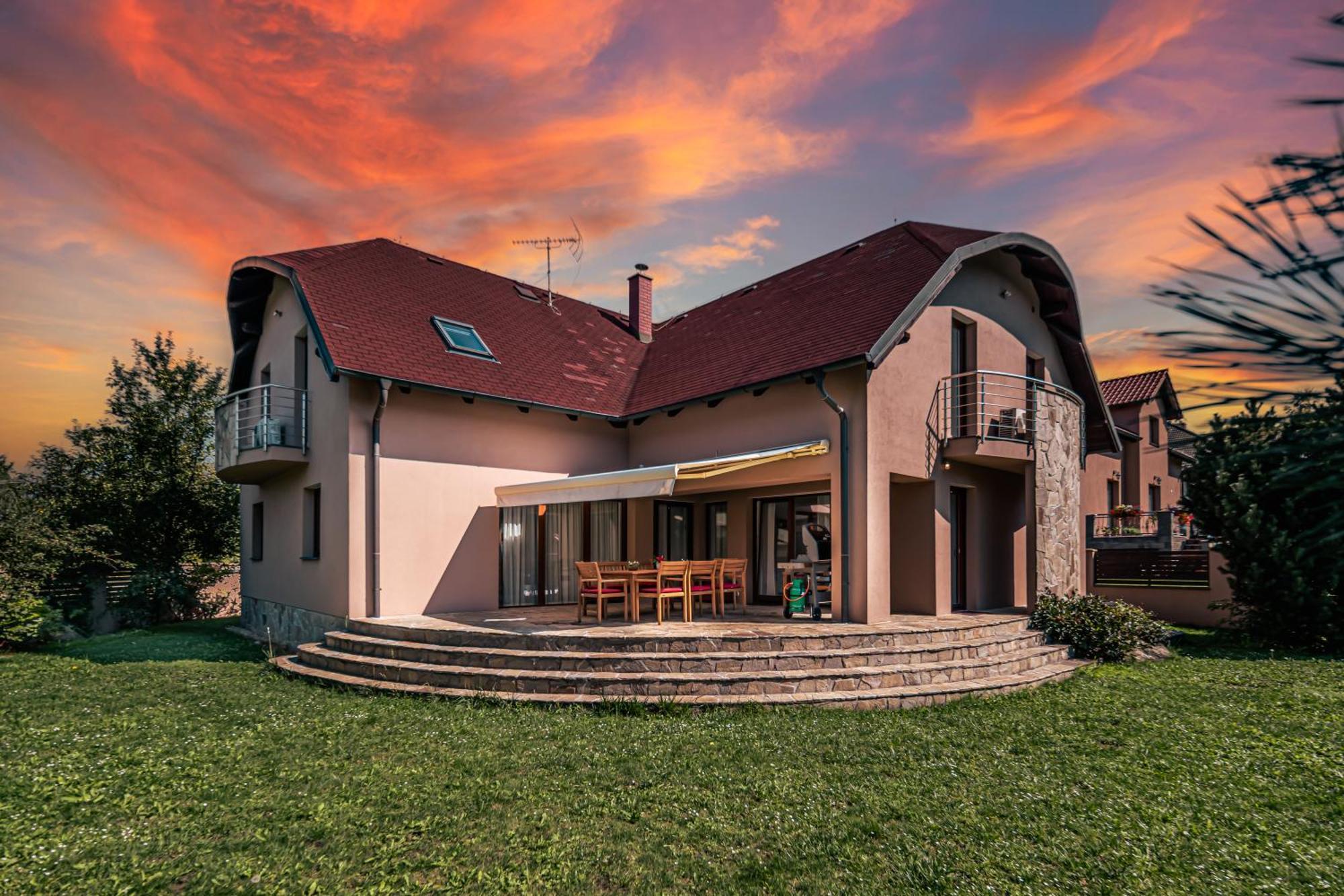Villa With Pool & Sauna In Beer Village فيلكه بوبوفيتشي المظهر الخارجي الصورة